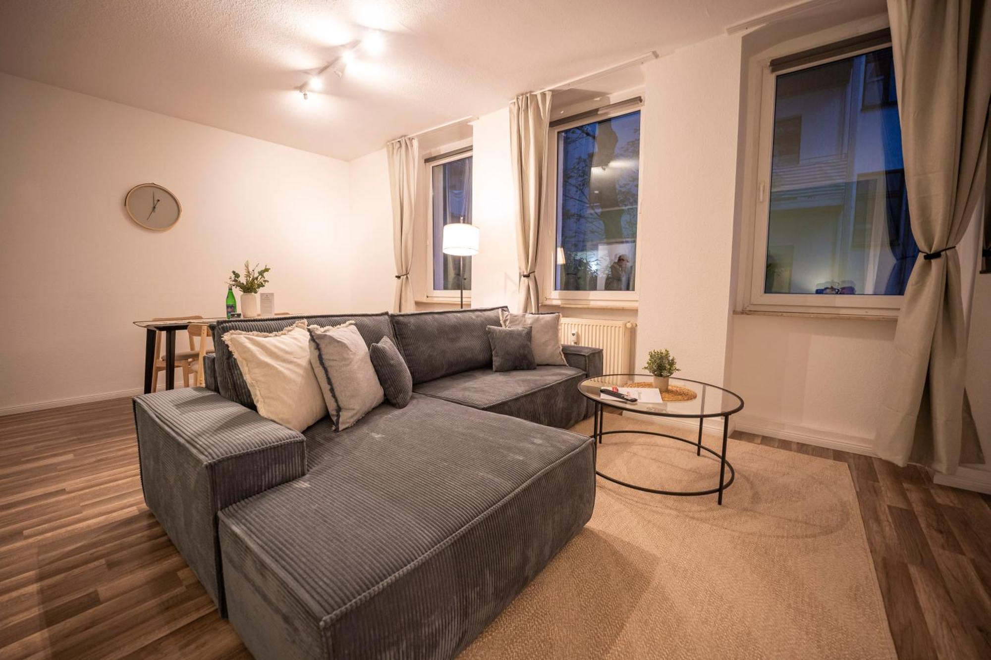 Rr - Spacious Apartments - Central - Parking Magdeburgo Esterno foto