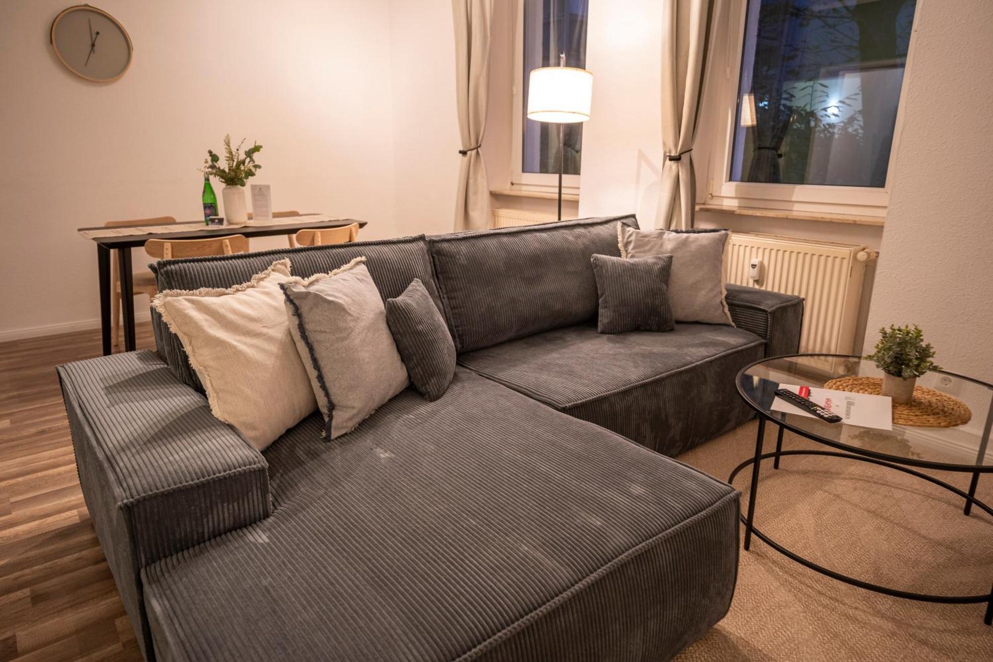 Rr - Spacious Apartments - Central - Parking Magdeburgo Esterno foto
