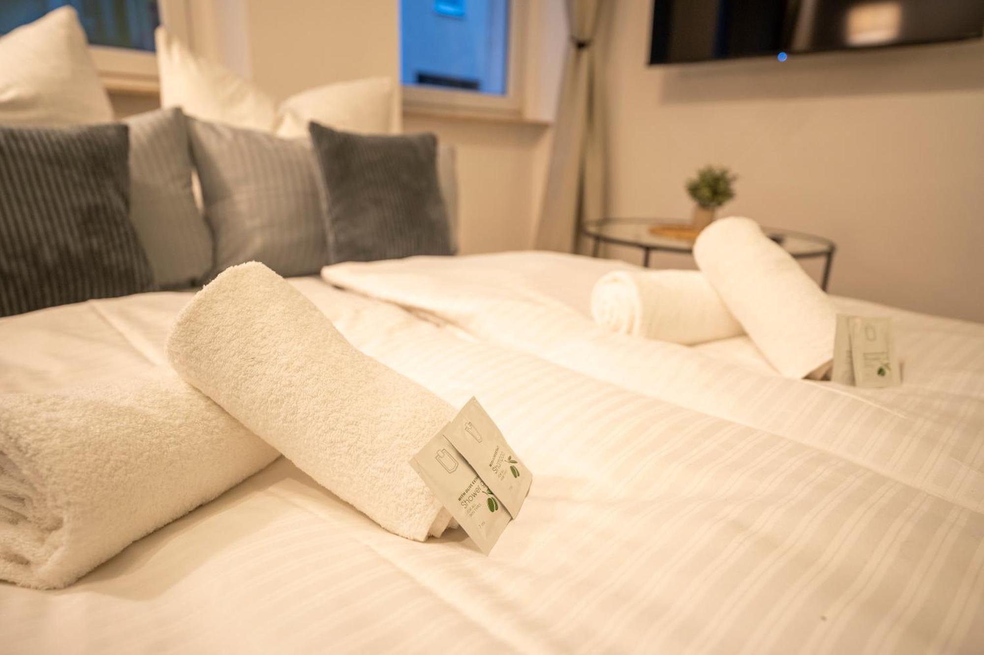 Rr - Spacious Apartments - Central - Parking Magdeburgo Esterno foto